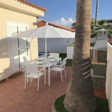 83 Con Piscina Privada * 卡亚俄萨尔瓦赫