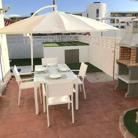 83 Con Piscina Privada * 卡亚俄萨尔瓦赫