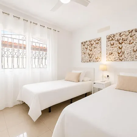 83 Con Piscina Privada Βίλα