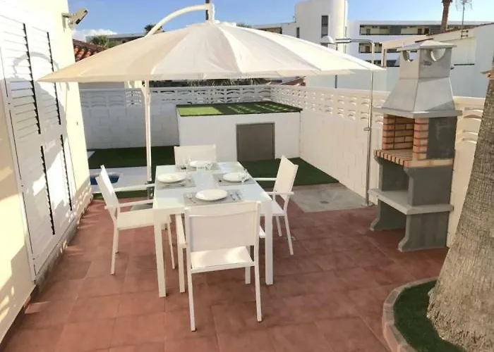 83 Con Piscina Privada * 卡亚俄萨尔瓦赫